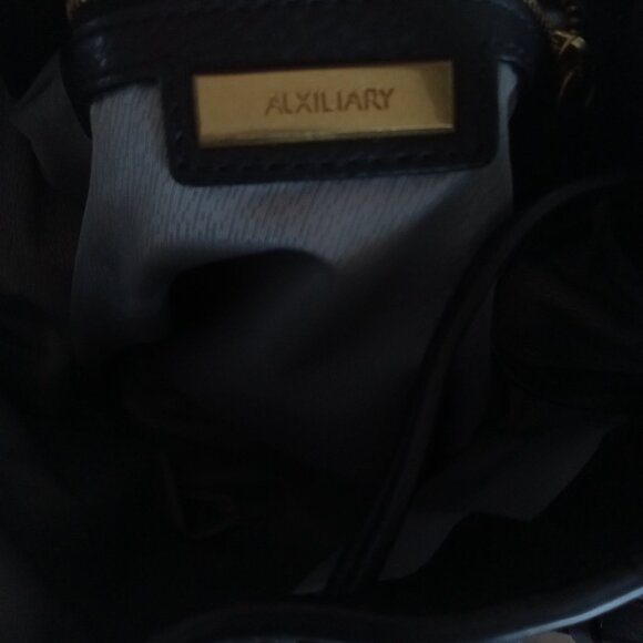 Aritzia Black Leather Shoulder Bag - Picture 9 of 10